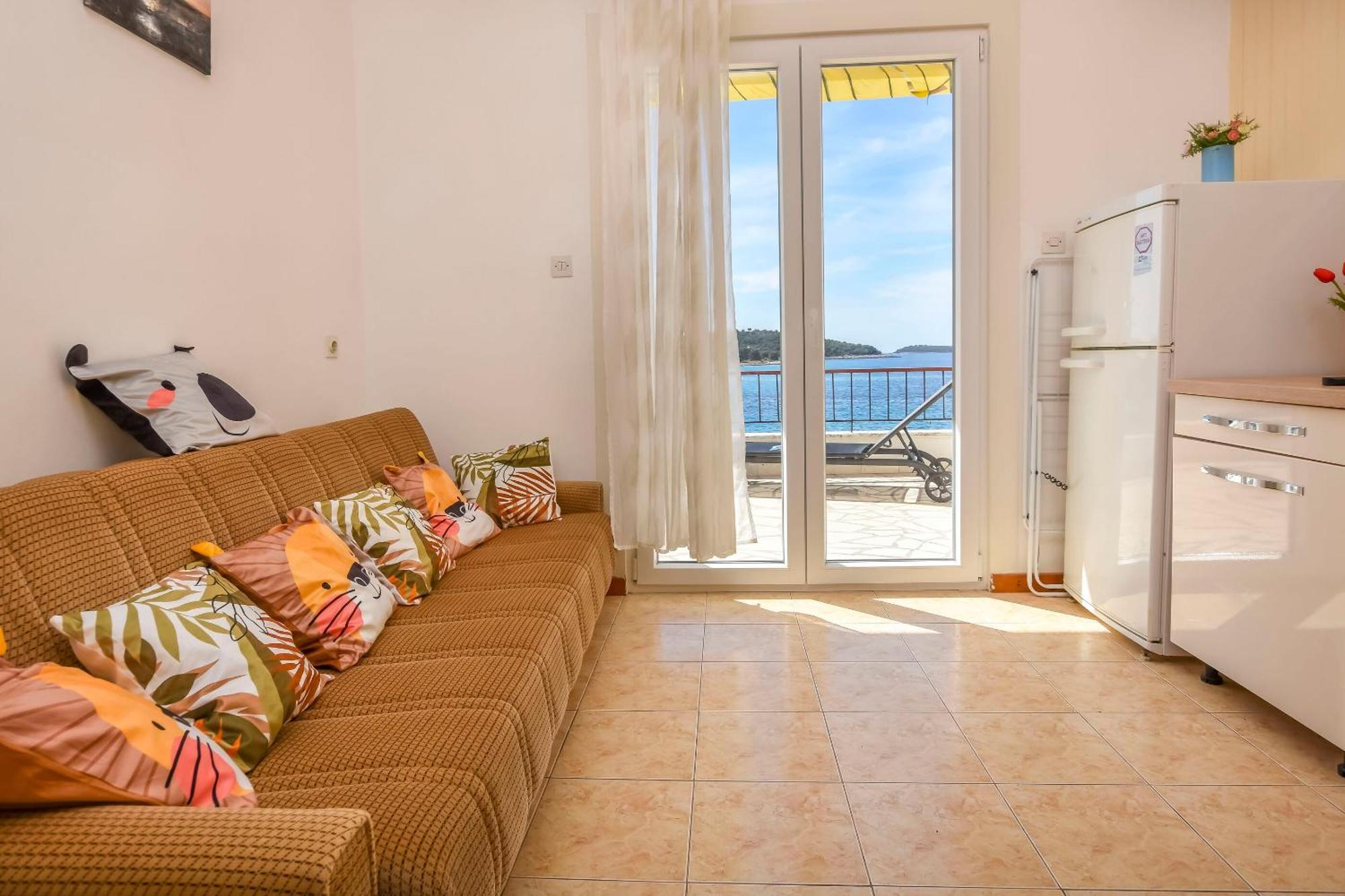 Apartments Zivana 로고즈니차 외부 사진