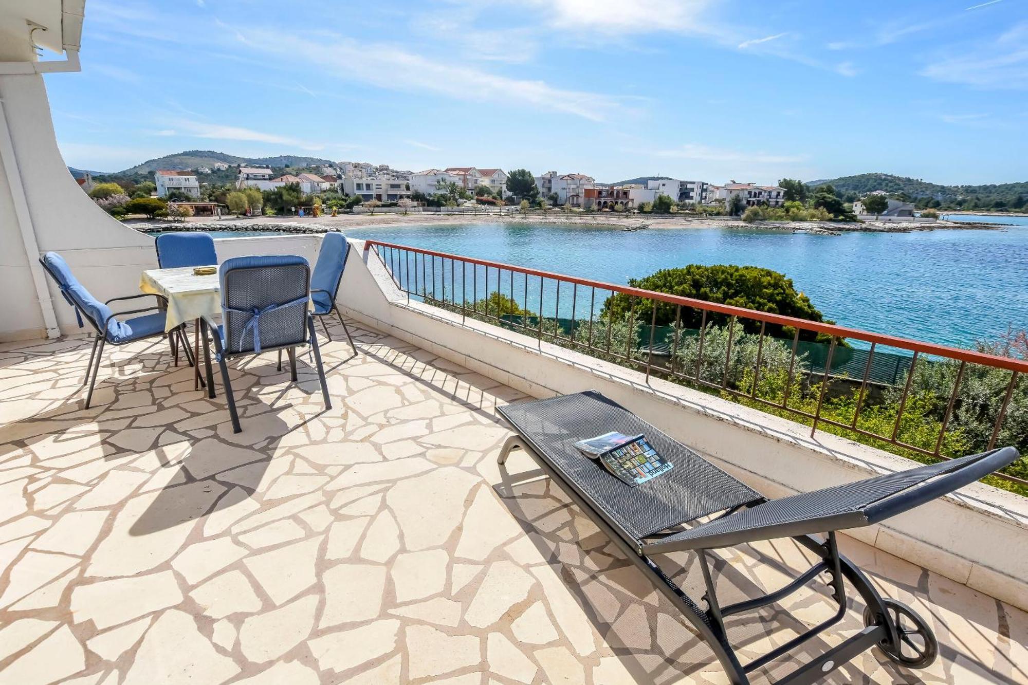 Apartments Zivana 로고즈니차 외부 사진