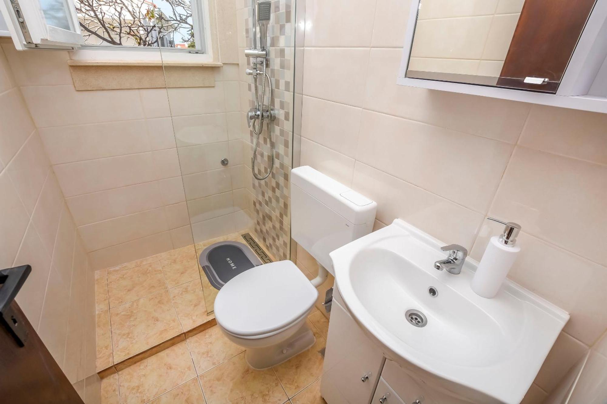 Apartments Zivana 로고즈니차 외부 사진