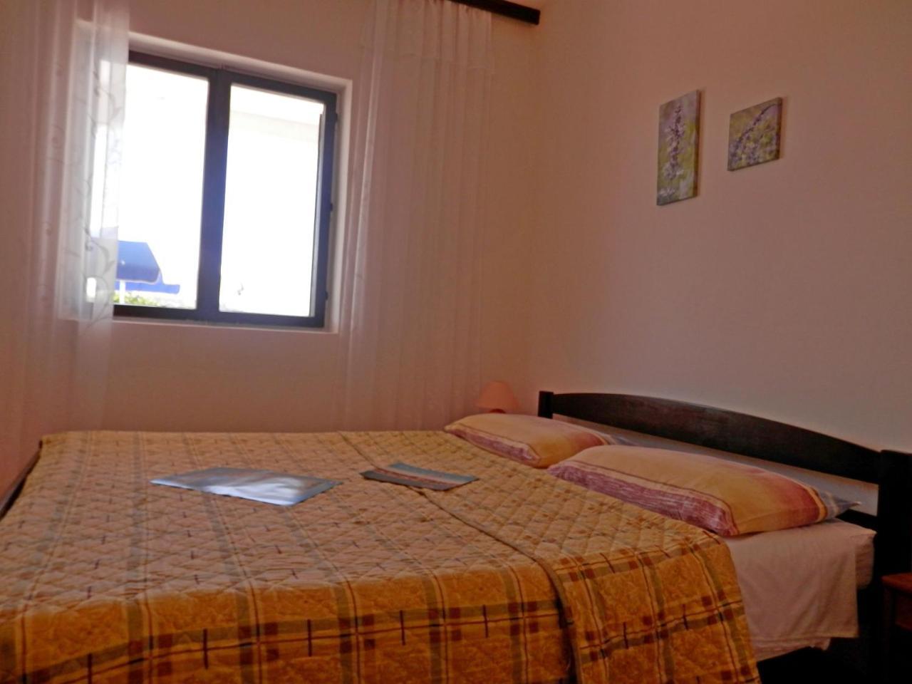 Apartments Zivana 로고즈니차 외부 사진